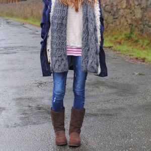 UGG Shoes - 🌲UGGS🎄 tall brown ugg boots UGG Shoes - 🌲UGGS🎄 tall brown ugg boots